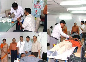 Pictures of the blood donation camp in Vishwak Head Office today